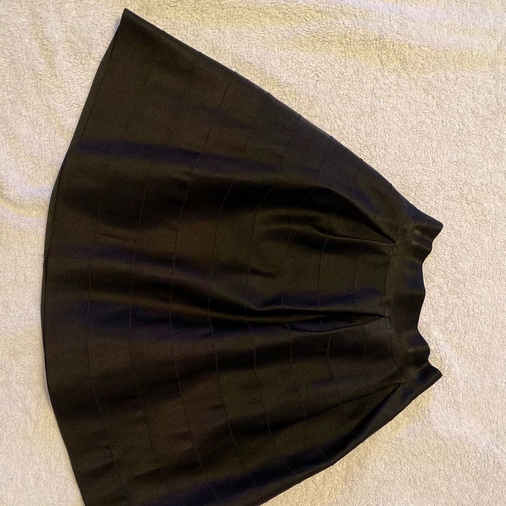 Bebe skirt